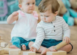 Wooden blocks,Two children